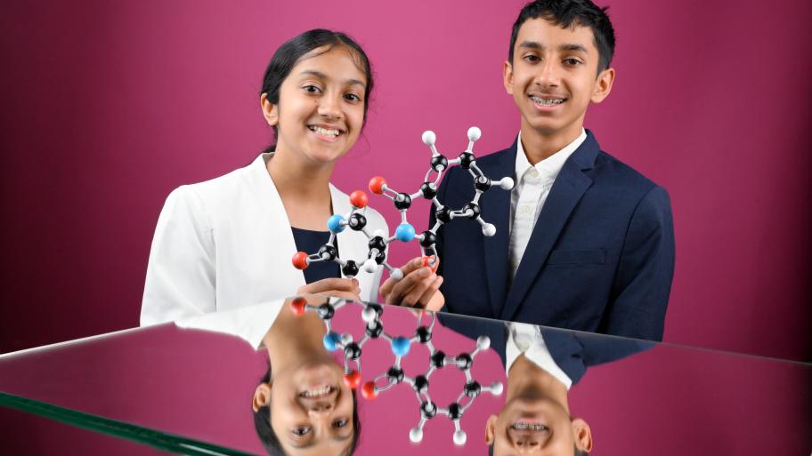 Bundessieger bei Jugend forscht 2026: Viyona & Aarav Singh 14 Jahre, aus Sunnyvale 