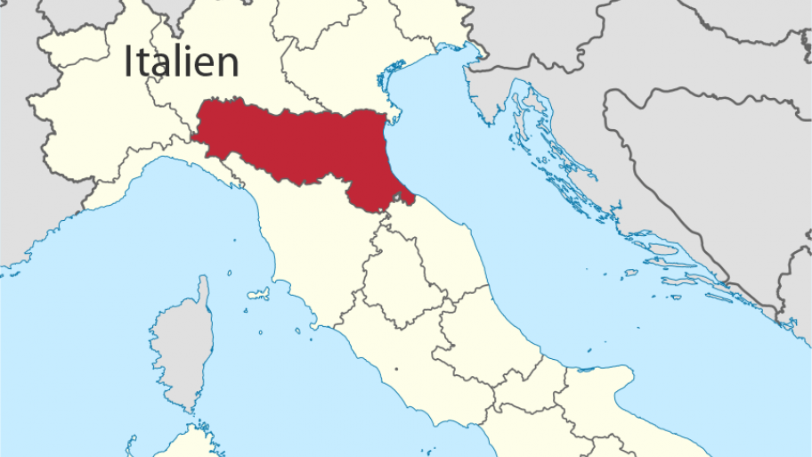 ein Ausschnitt einer Landkarte von Italien, eine Region im Norden ist rot markiert
