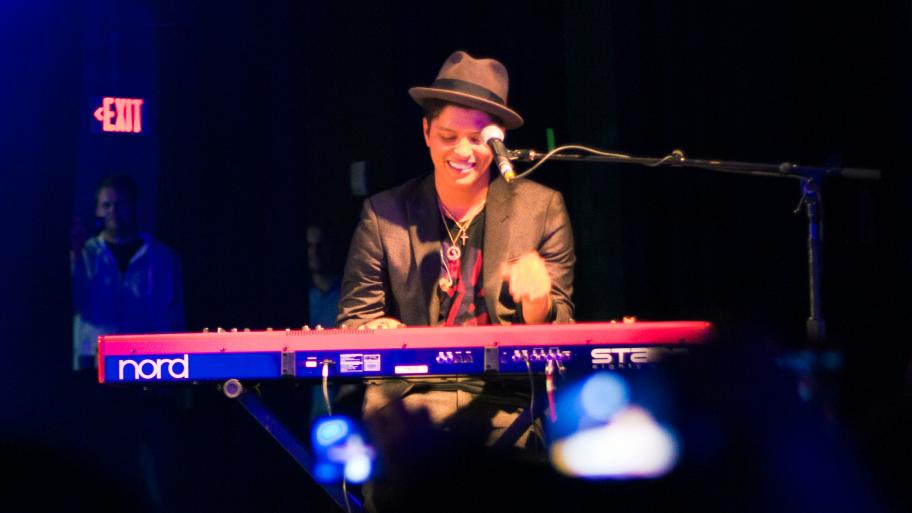 Bruno Mars.