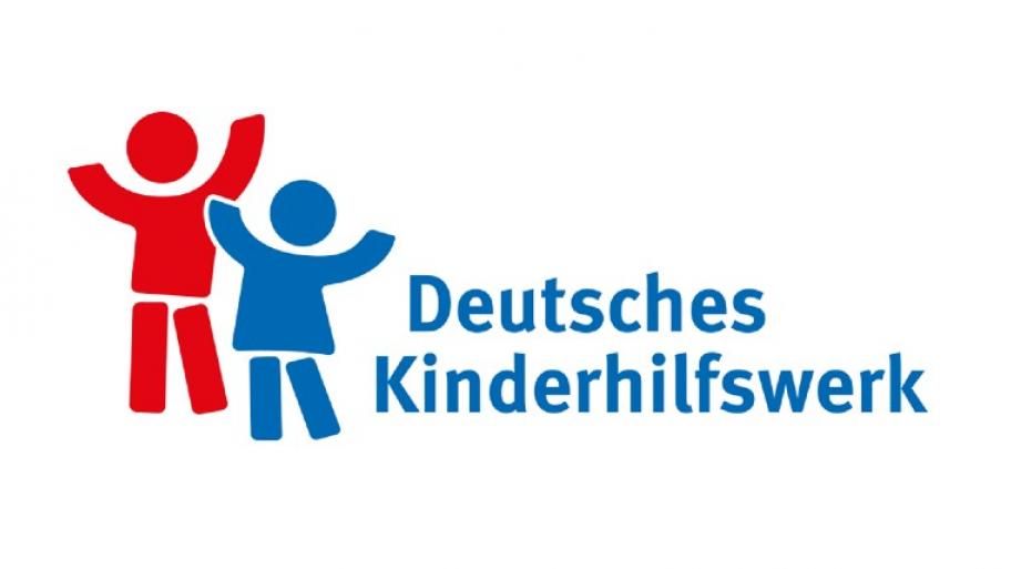 Logo des Deutschen Kinderhilfswerk e.V., blaues und rotes Männchen (Piktogramm)