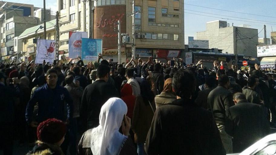 Protestierende in Kermanshah
