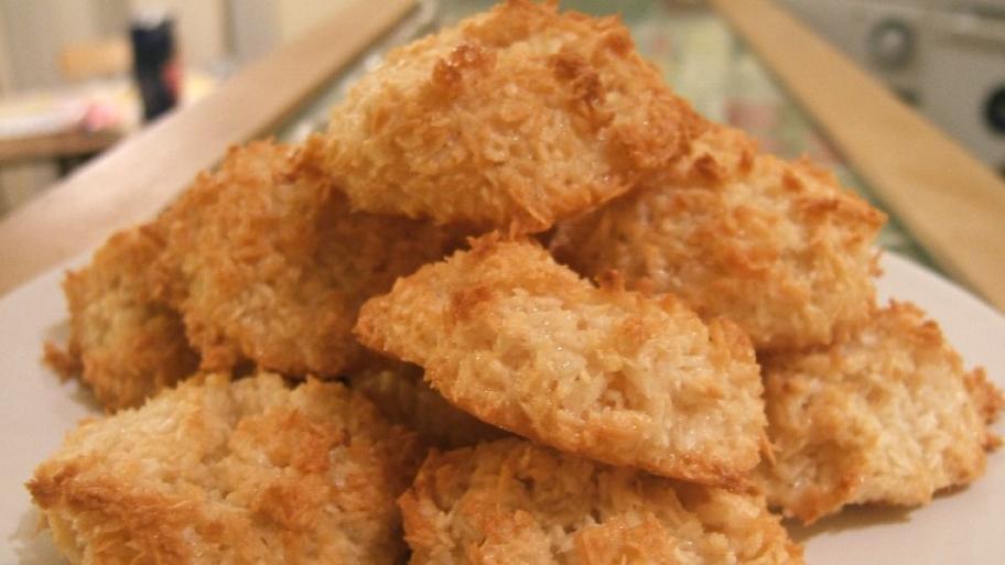 Kokosmakronen auf einem Haufen