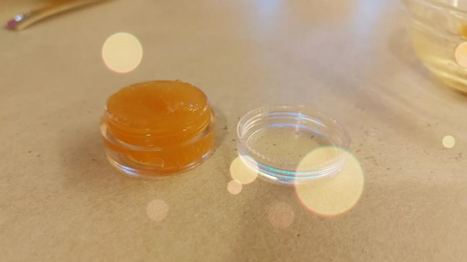 Fertige Lippenpeeling