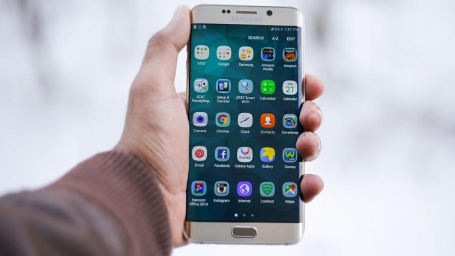 Ein Handy und mit vielen Apps