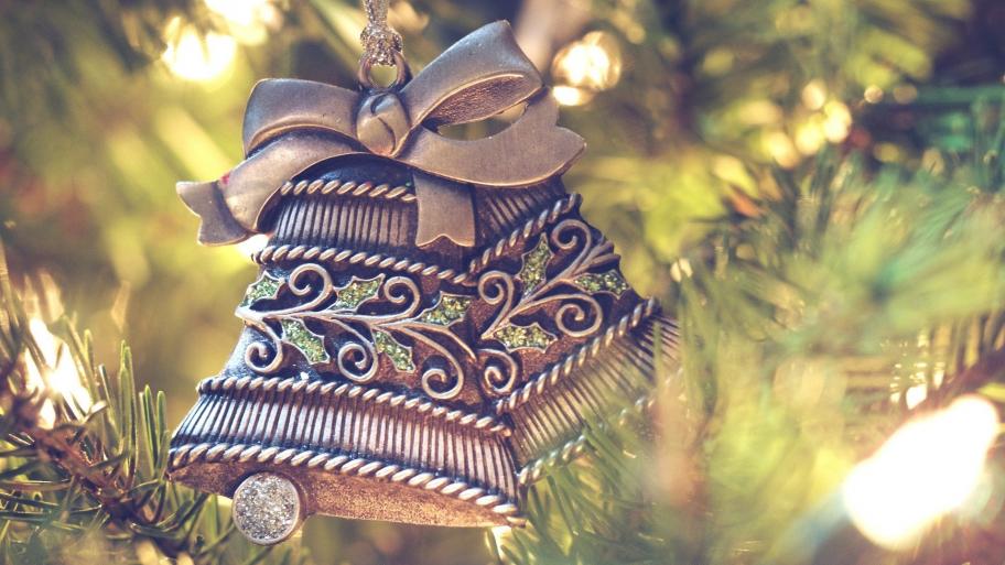 Glocken am Tannenbaum