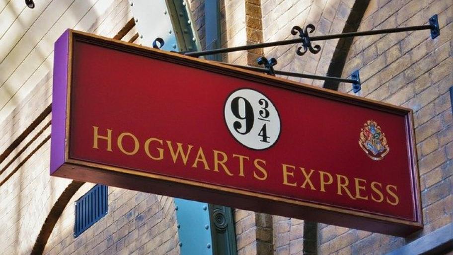 Hogwarts Express Schild
