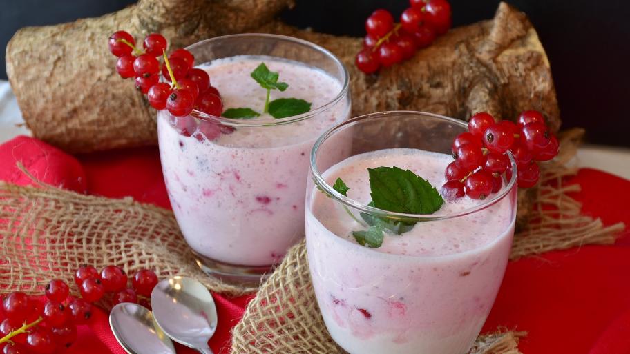 Zwei Milkshakes.