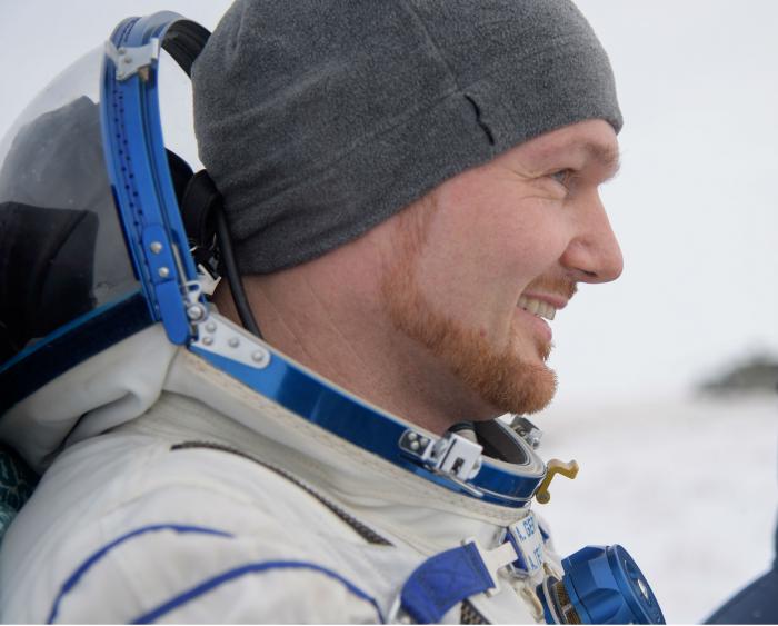 Der Astronaut Alexander Gerst nach der Landung im Dezember.
